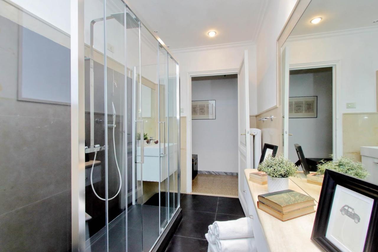 4Bnb - Tiberina Spacious Apartment روما المظهر الخارجي الصورة