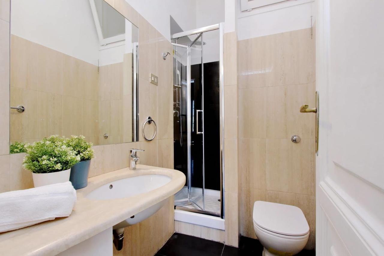 4Bnb - Tiberina Spacious Apartment روما المظهر الخارجي الصورة