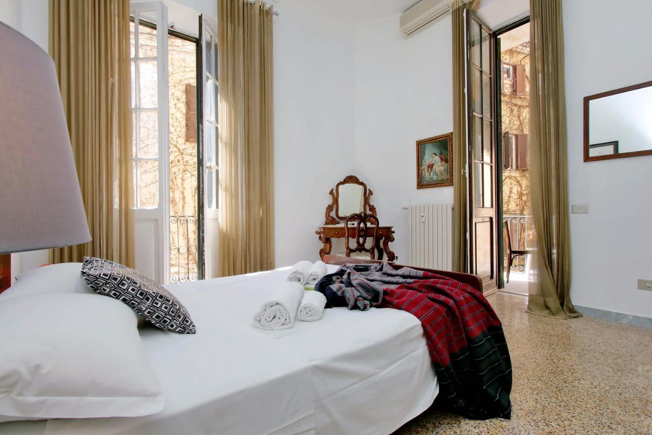 4Bnb - Tiberina Spacious Apartment روما المظهر الخارجي الصورة